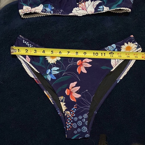 CupShe bikini new without tags. - Picture 4 of 6